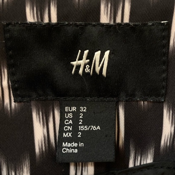 H&M Printed Blazer - Picture 2 of 3
